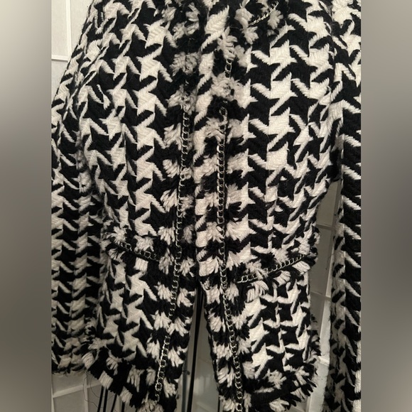 FASHION NOVA Houndstooth Chain Jacket - Picture 14 of 16
